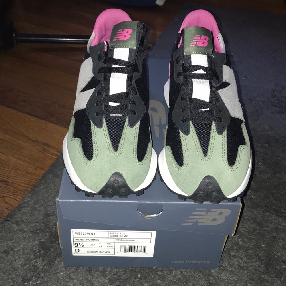 New balance 327 sneakers